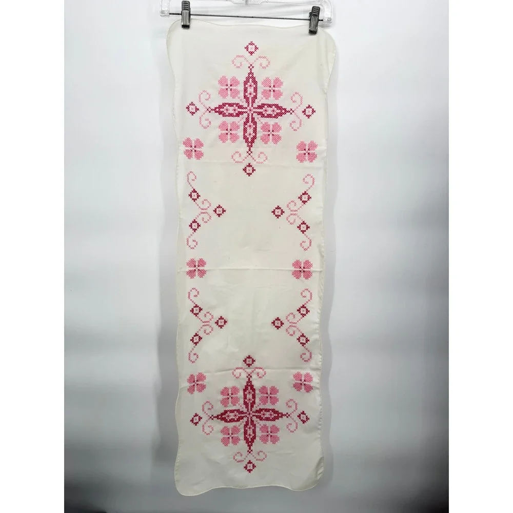 Vintage Embroidered Table Runner Dresser Scarf Cross Stitch Floral 40x14